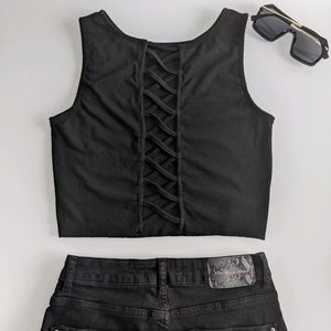 🆕 Ardene open back black ribbed cropped top
